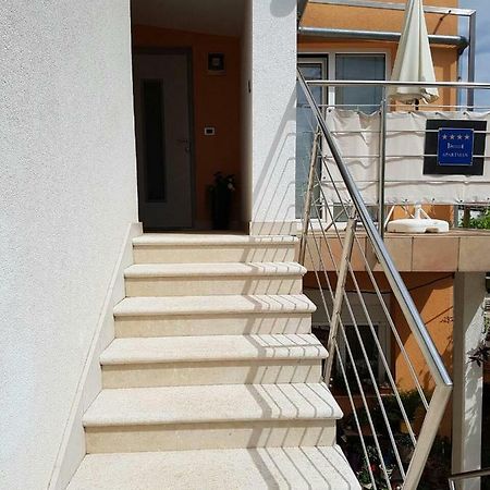 Apartment Lency Novigrad Istria Esterno foto