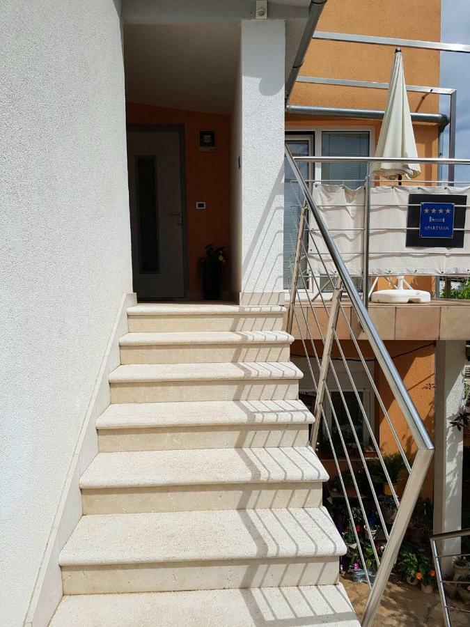 Apartment Lency Novigrad Istria Esterno foto